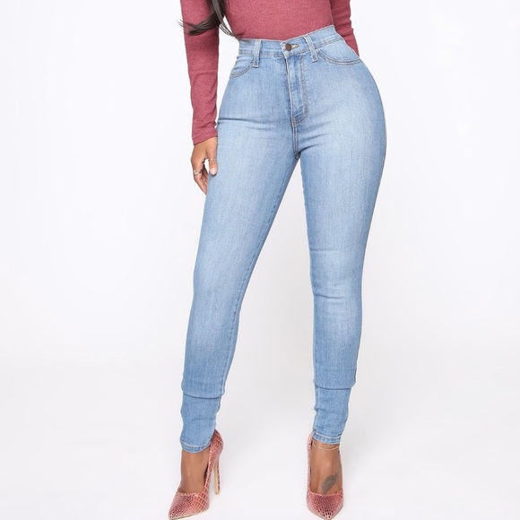 Fashion Nova jeans - Picture 1 of 6